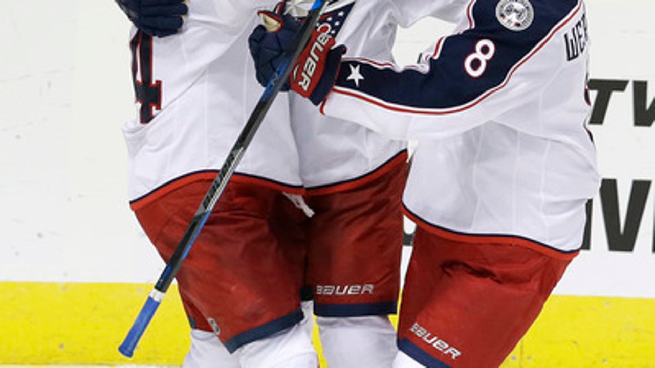 Bobrovsky stops 32 shots, Blue Jackets beat Stars 3-0
